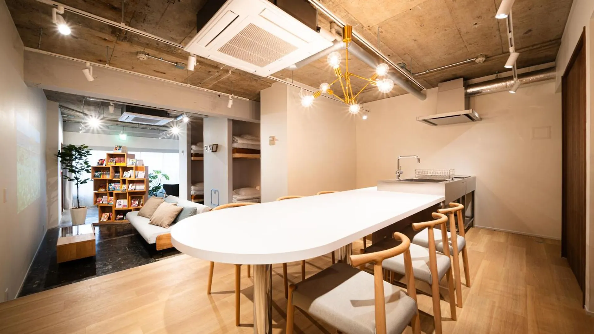 Manga Art Hotel, Bakurocho Tokyo
