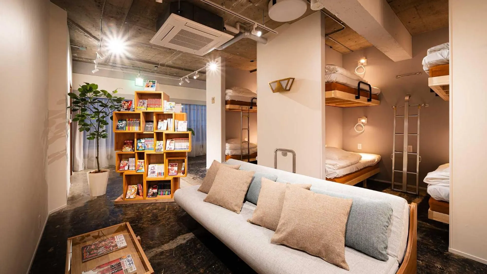 Manga Art Hotel, Bakurocho Tokyo Japan